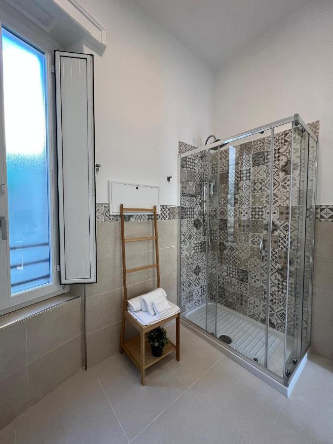 Bonadies64 B&B ซาแลร์โน ภายนอก รูปภาพ