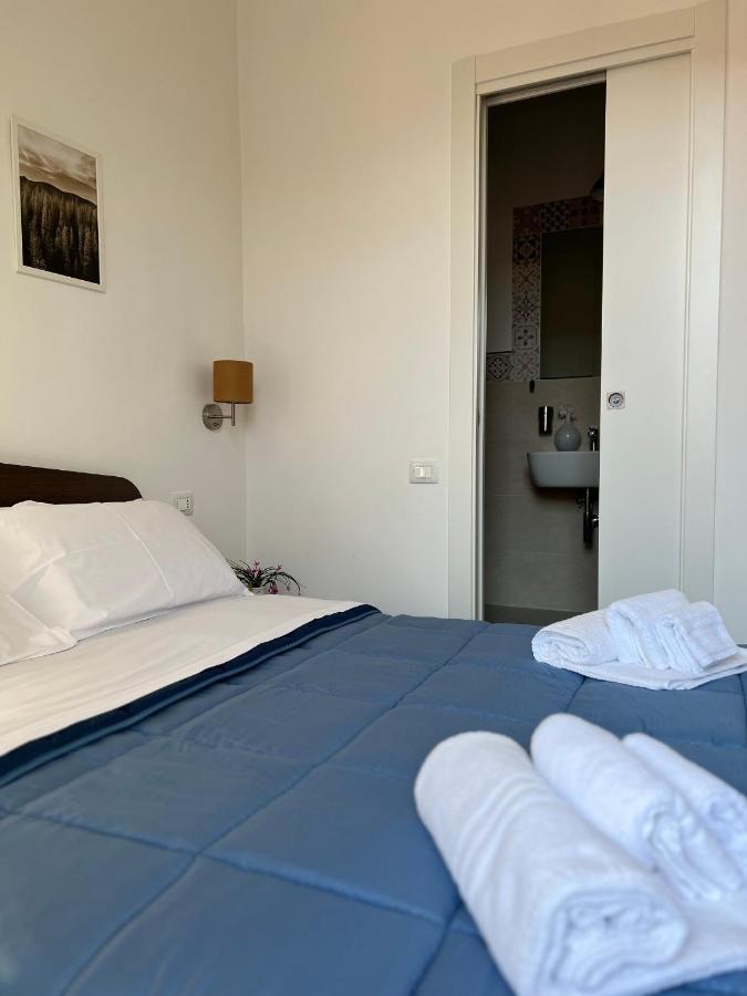 Bonadies64 B&B ซาแลร์โน ภายนอก รูปภาพ